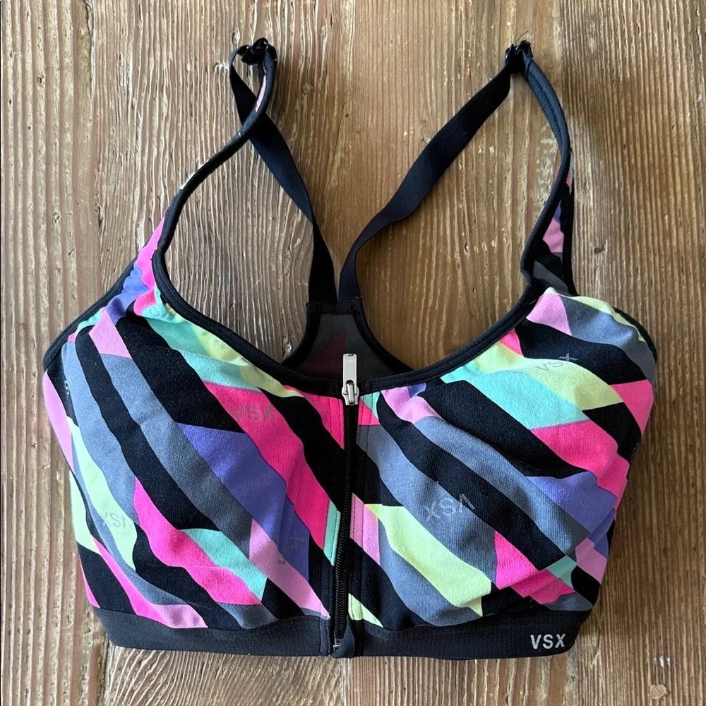 VSX Victoria Secret Multicolor knockout front close Geometric Sports Bra